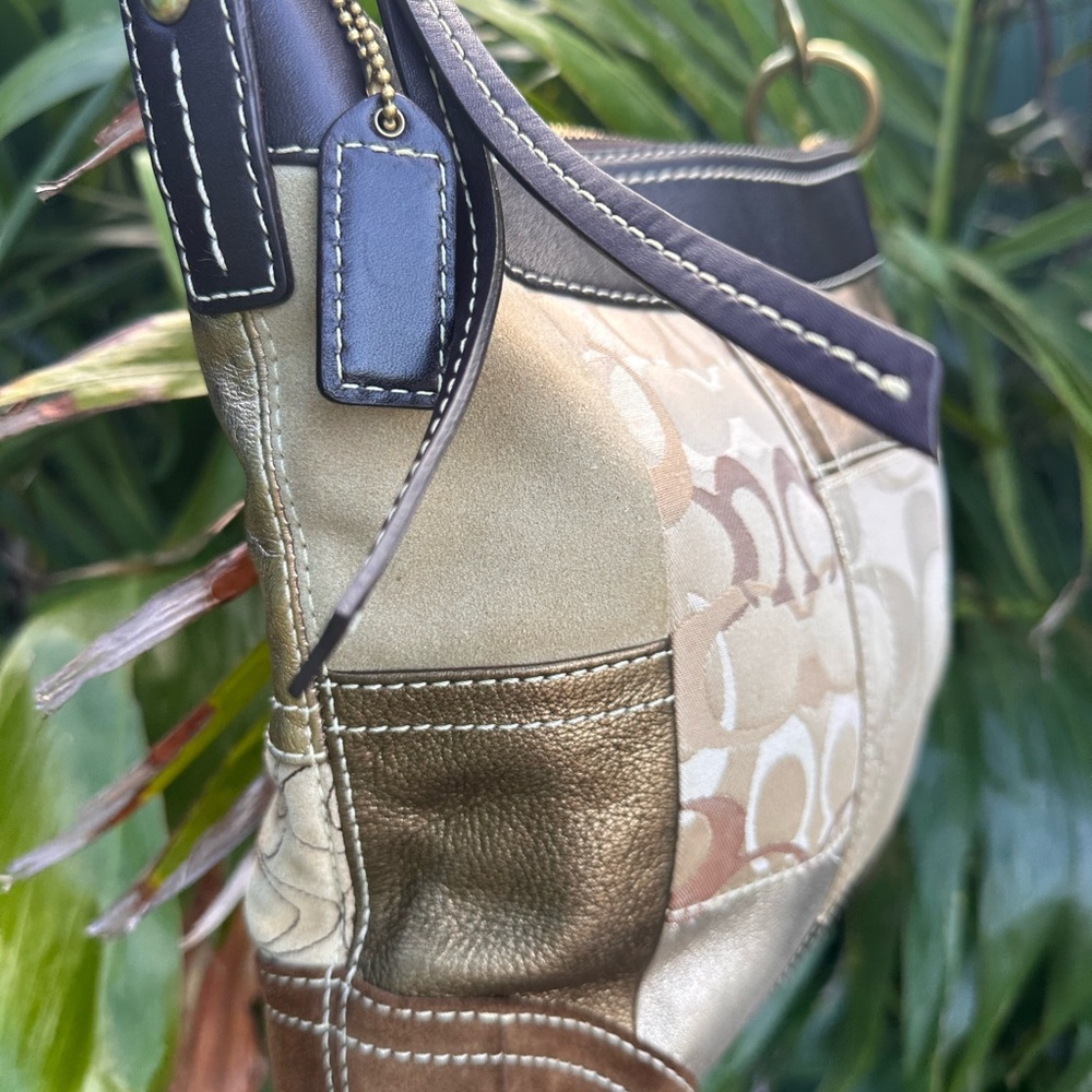 200. Vintage Coach Cream & Brown Leather Suede Shoulder Bag w/Signature C Design - Picture 3 of 12